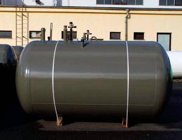Чешский подземный газгольдер VPS с низкими патрубками предназначен для эксплуатации в регионах с теплым климатом